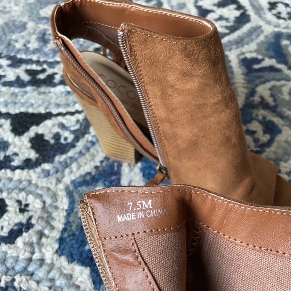 Booties with fringe by Coconuts by Matisse - Picture 3 of 12